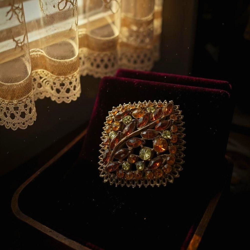 Vintage Gold & Yellow Rhinestone Brooch
